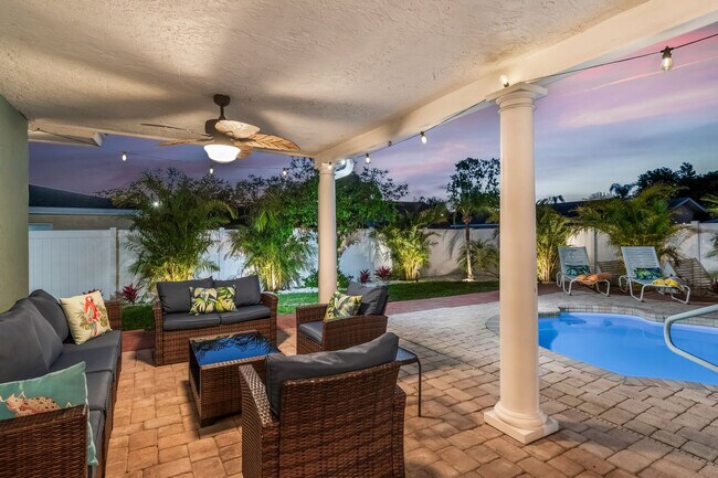 Building Photo - 2543 Sunny Breeze Ave