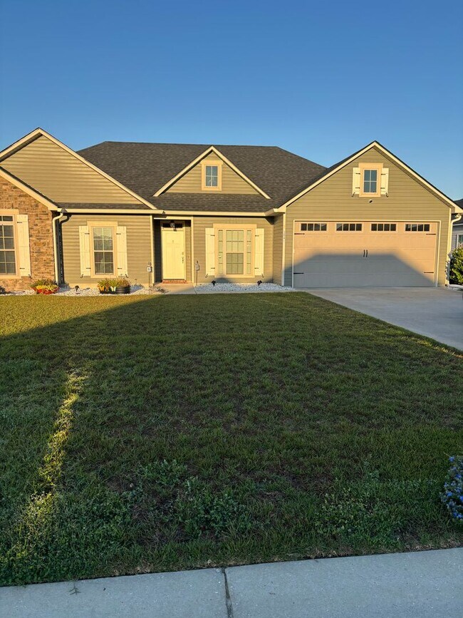 Building Photo - Home in Knights Landing