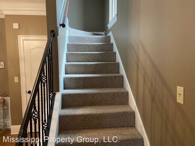 Building Photo - 3 br, 3 bath House - 107 Falls Grove Drive