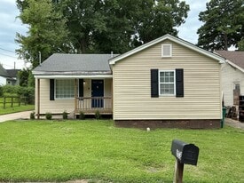 Building Photo - 318 Linden St