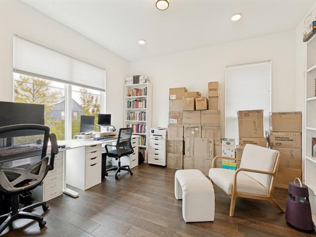 Building Photo - 7117 Talon Dr