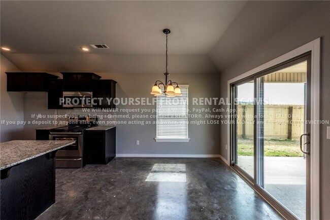 Building Photo - 4863 W Croft Dr