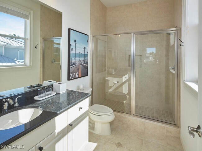 Building Photo - 4419 Crayton Rd