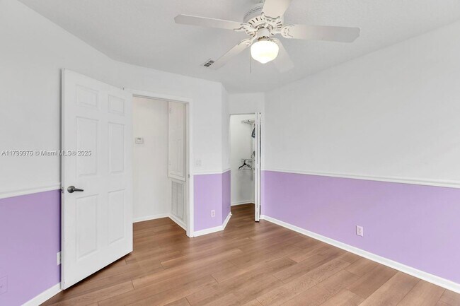 Building Photo - 12686 Little Palm Ln