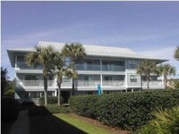 Building Photo - Beachwood Villas