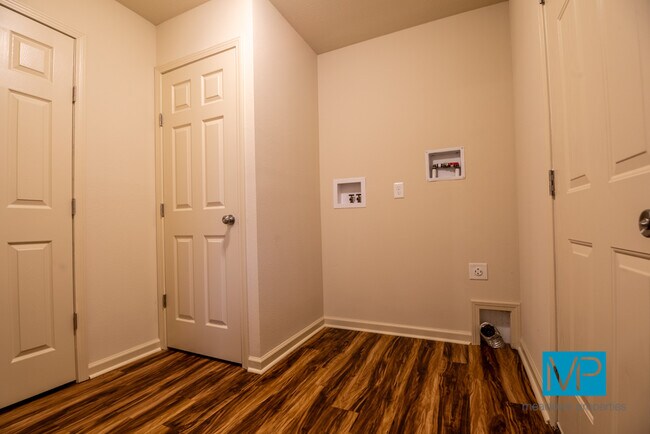 Laundry - 620 Whitson Chapel Rd