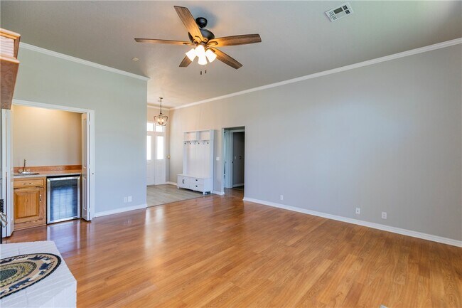 Building Photo - 1261 Mount Hebron Rd