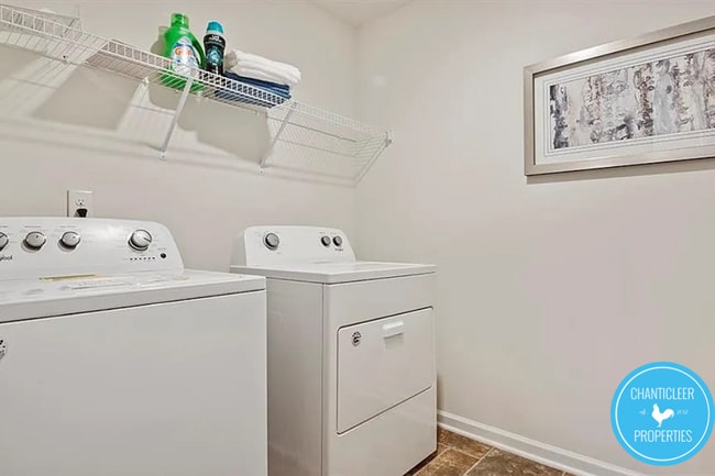 Building Photo - 1915 Puffin Dr