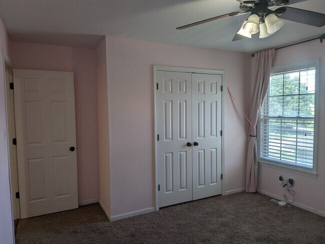 Building Photo - 4108 Cedar Crest Ln