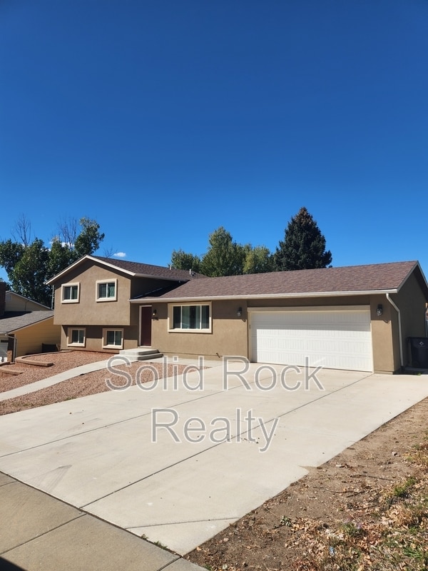 Building Photo - 5780 Eldora Dr