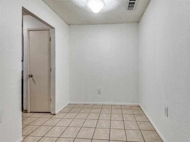 Building Photo - 1700 Windsong Ln