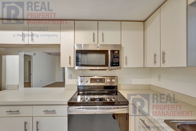 Building Photo - 3777 Bonaventure Ct