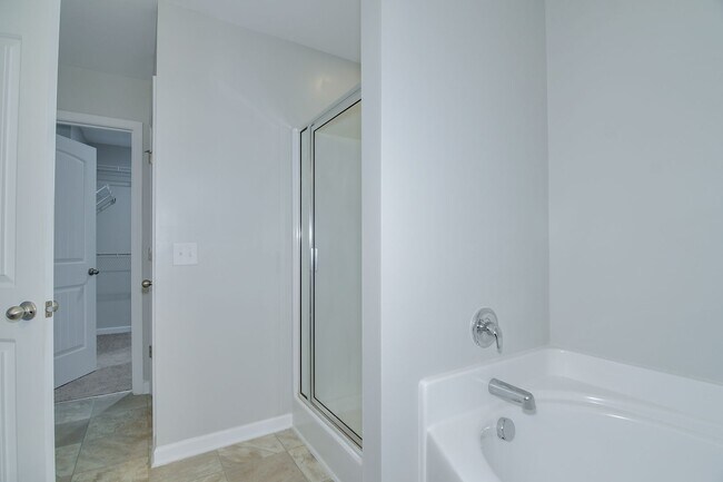 Building Photo - 3 Bedroom 2.5 Bath in Grovetown!