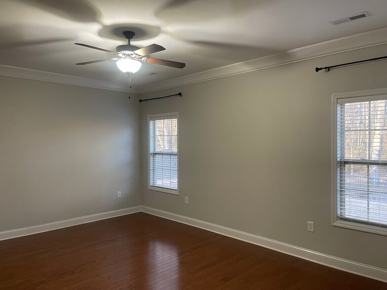 Master Bedroom-Level 1 - 123 Chelsea Park