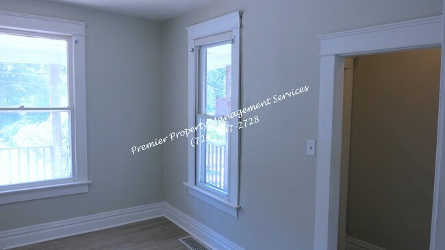 Building Photo - 705 Chestnut St