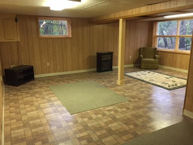 Building Photo - 430 Waubun Dr