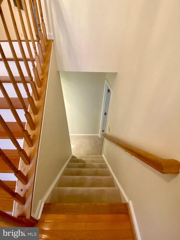 Building Photo - 9504 S Royal Crest Ct