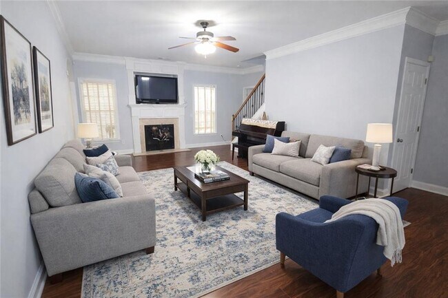 Building Photo - 788 Scenic Park Ct