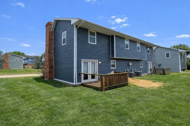Building Photo - 1911 Mirtle Grove Ct