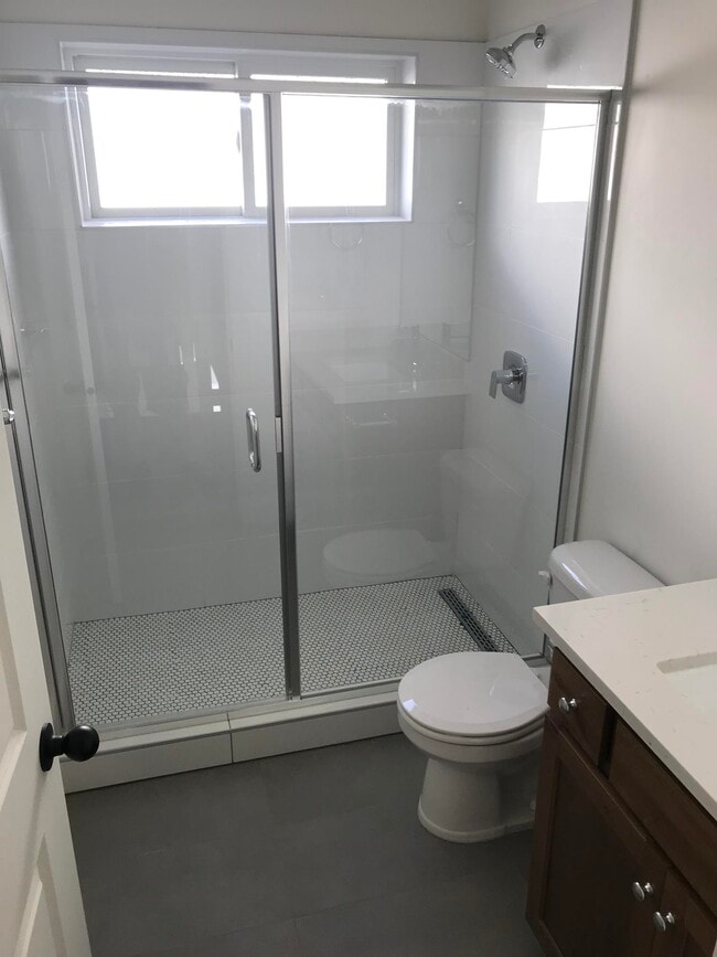 Building Photo - 2971 S Richmond St