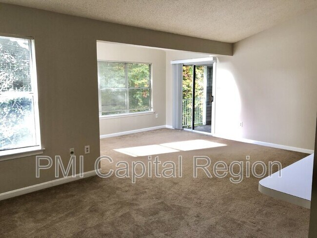 Building Photo - 2812 Clear Shot Dr