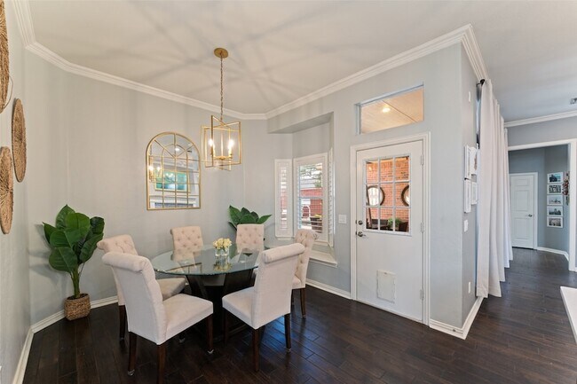 Building Photo - 3312 Westover Dr