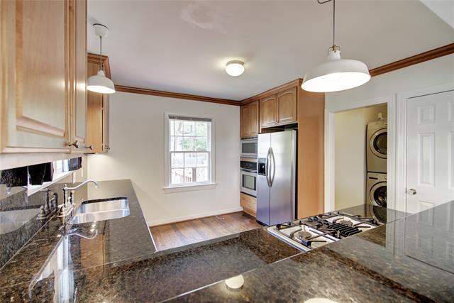 Building Photo - 5419 Longview St