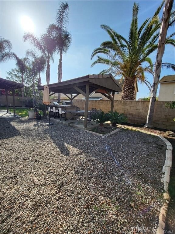 Building Photo - 12737 Burbank Rd
