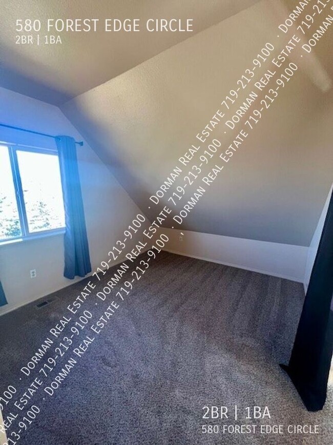 Building Photo - 580 Forest Edge Cir