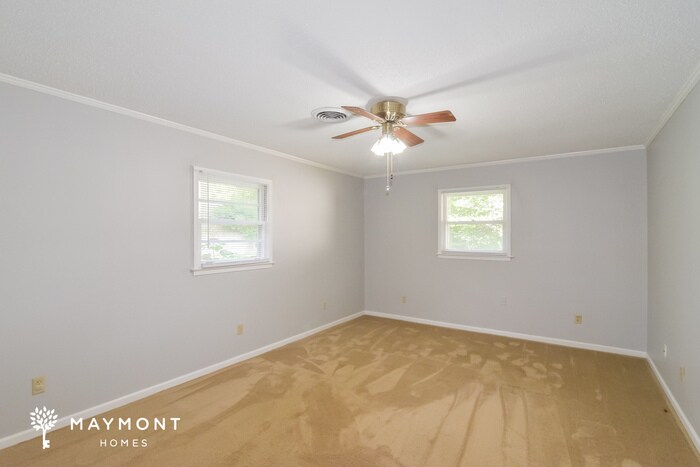 Building Photo - 711 Forestdale Dr