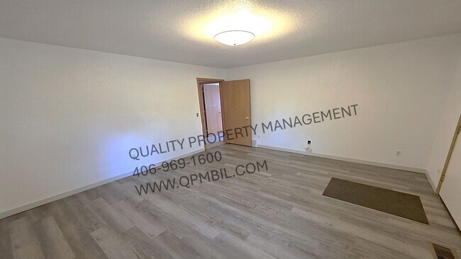 Building Photo - Spacious 4-bedroom, 3-bath home on West end Billings