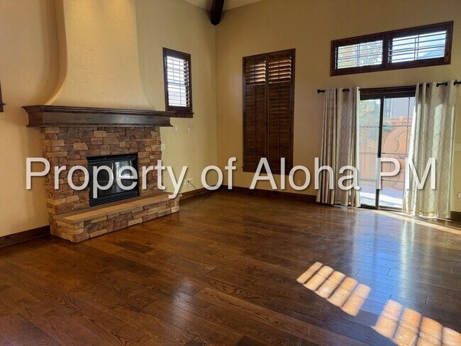Building Photo - 129 E Cholla Hills St