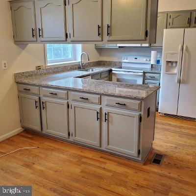 Building Photo - 1232 N Vernon St