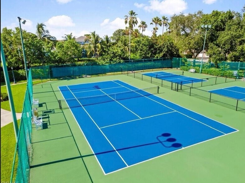 access to community tennis and pickle ball courts - 6660 Ilex Cir