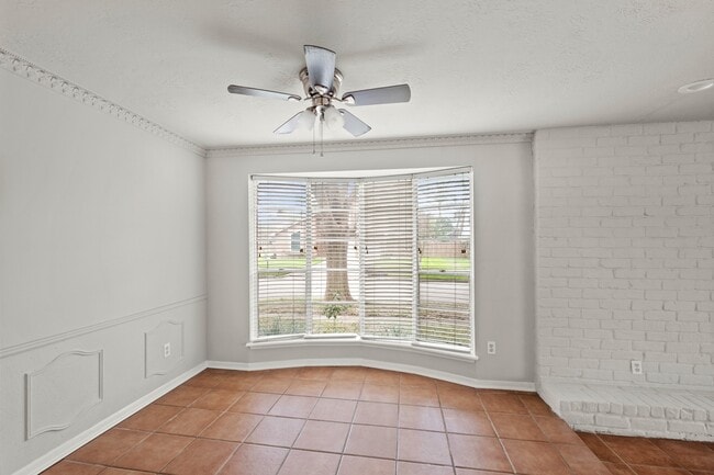 Building Photo - 2922 Hunters Glen Dr