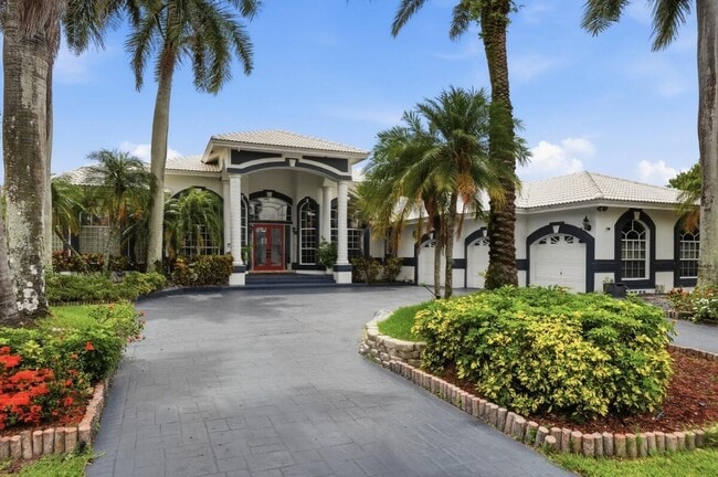 Building Photo - 1716 NW 124th Way