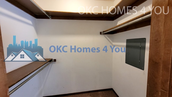 Building Photo - Yukon Duplex near I-40 & Garth Brooks Blvd