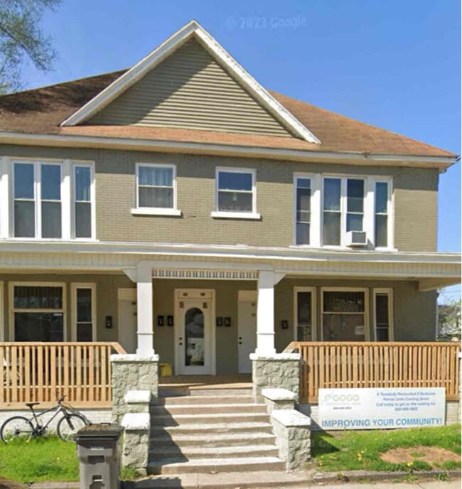 Primary Photo - 913 S Main St