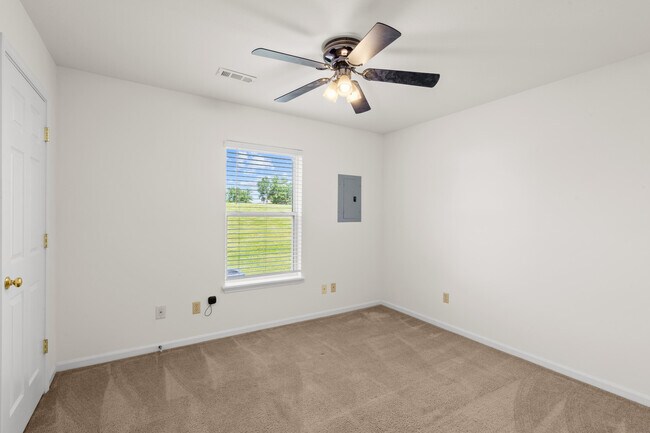 Building Photo - 3517 Prescott Dr