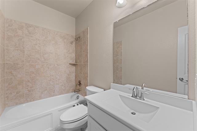 Building Photo - 600 Fishback Cir
