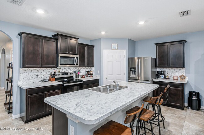 Building Photo - 6125 Orsino Ln