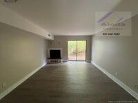 Building Photo - 306 Wheel Hollow Trail