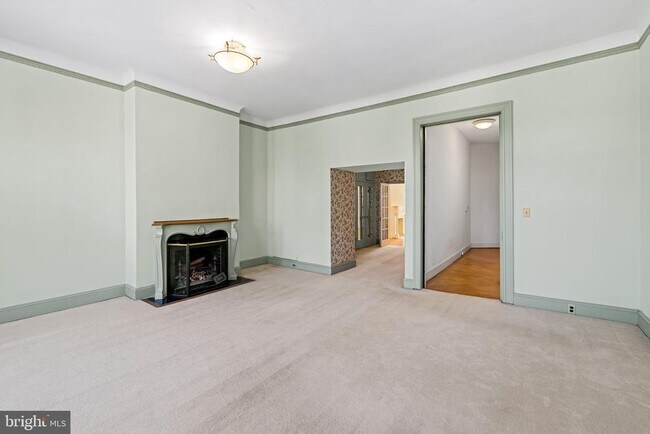 Building Photo - 2444 Eutaw Pl