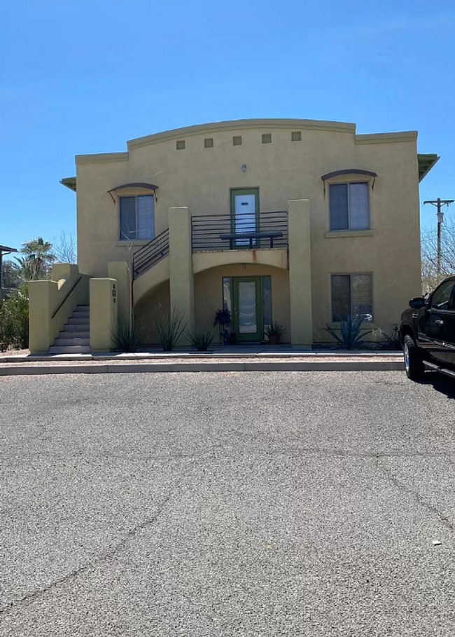 Building Photo - 4084 N 1st Ave