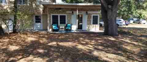 Primary Photo - 1035 Michigan Dr E