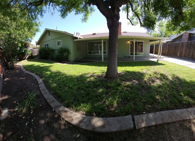 Building Photo - 2205 Monticello Ave