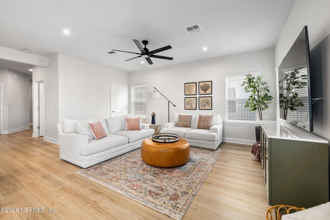 Building Photo - 181 Buffalo Ct