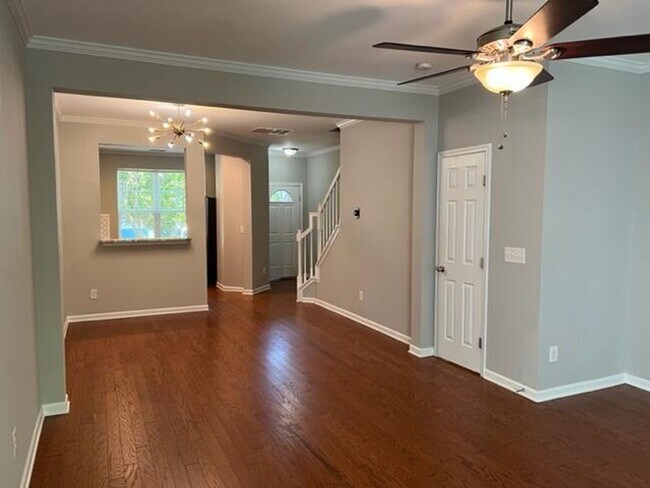 Building Photo - 3022 Berkeley Springs Pl