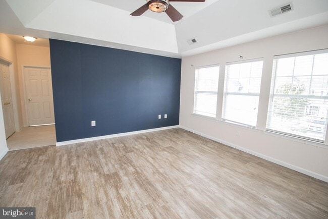Building Photo - 45567 Bethson St