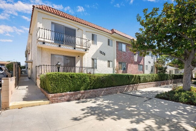 Building Photo - Casa Grande